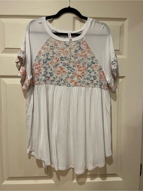 White Raglan Babydoll Top with Pastel Floral Yoke